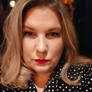 Meet your Posher, Teri